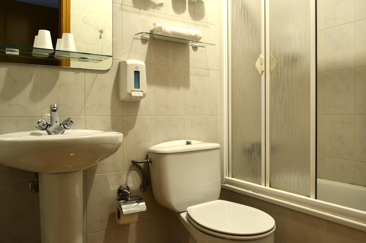 Hostal Lucus Луго Экстерьер фото