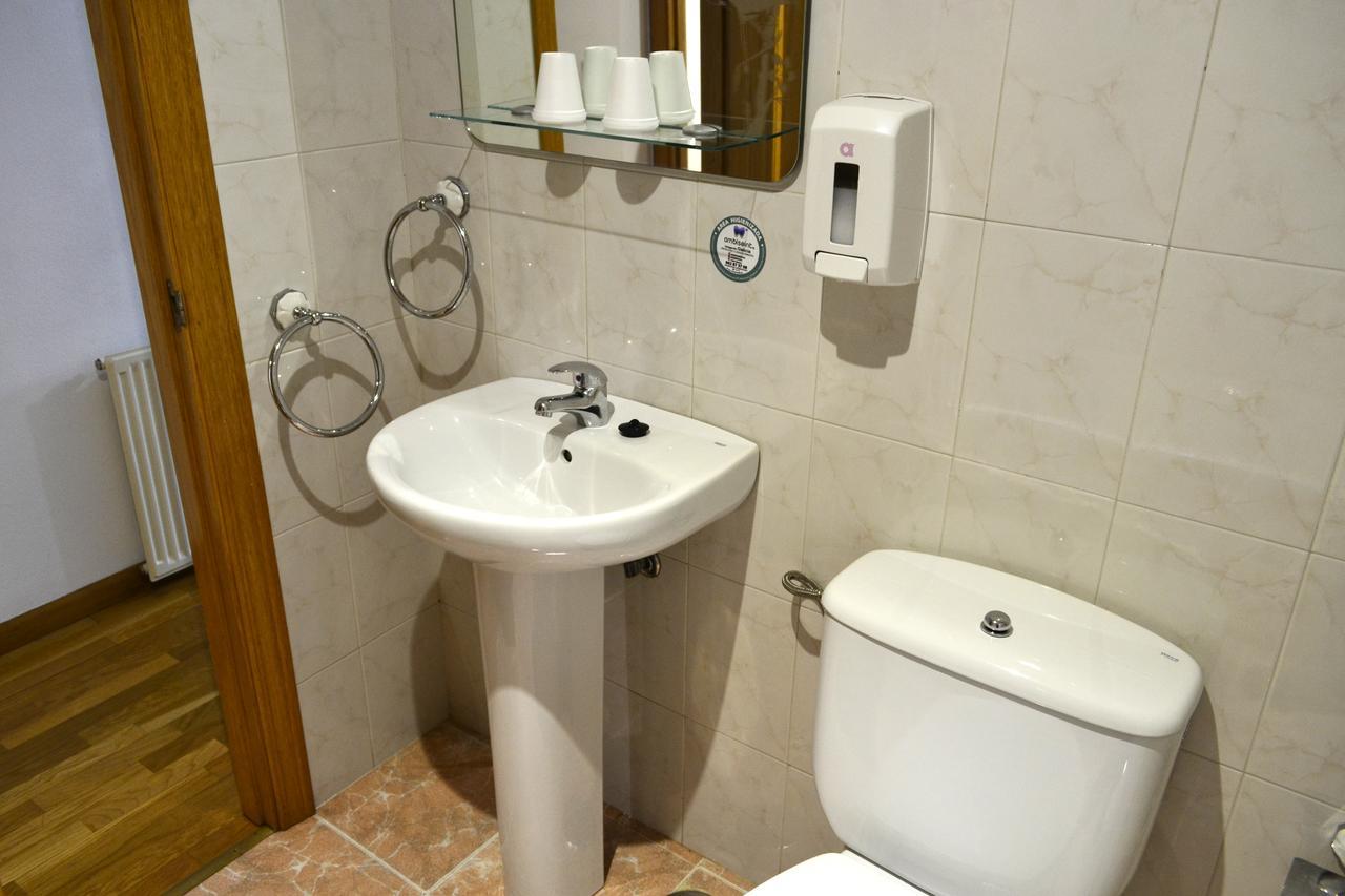 Hostal Lucus Луго Экстерьер фото