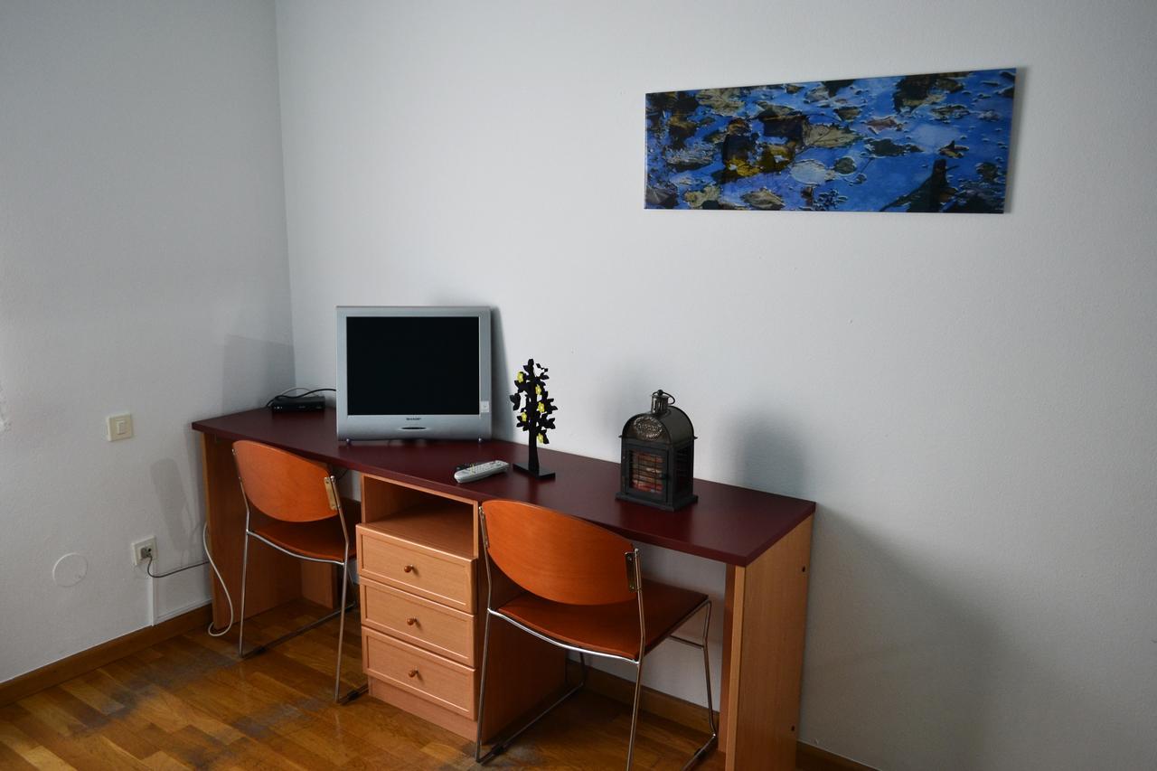 Hostal Lucus Луго Экстерьер фото