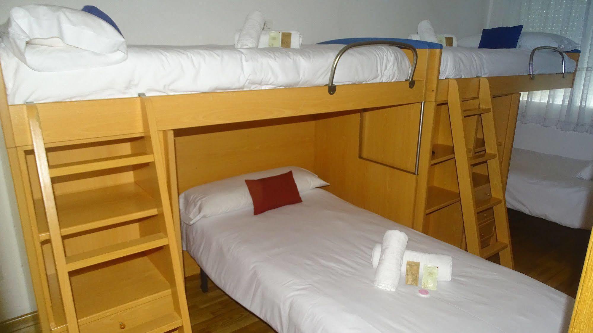 Hostal Lucus Луго Экстерьер фото