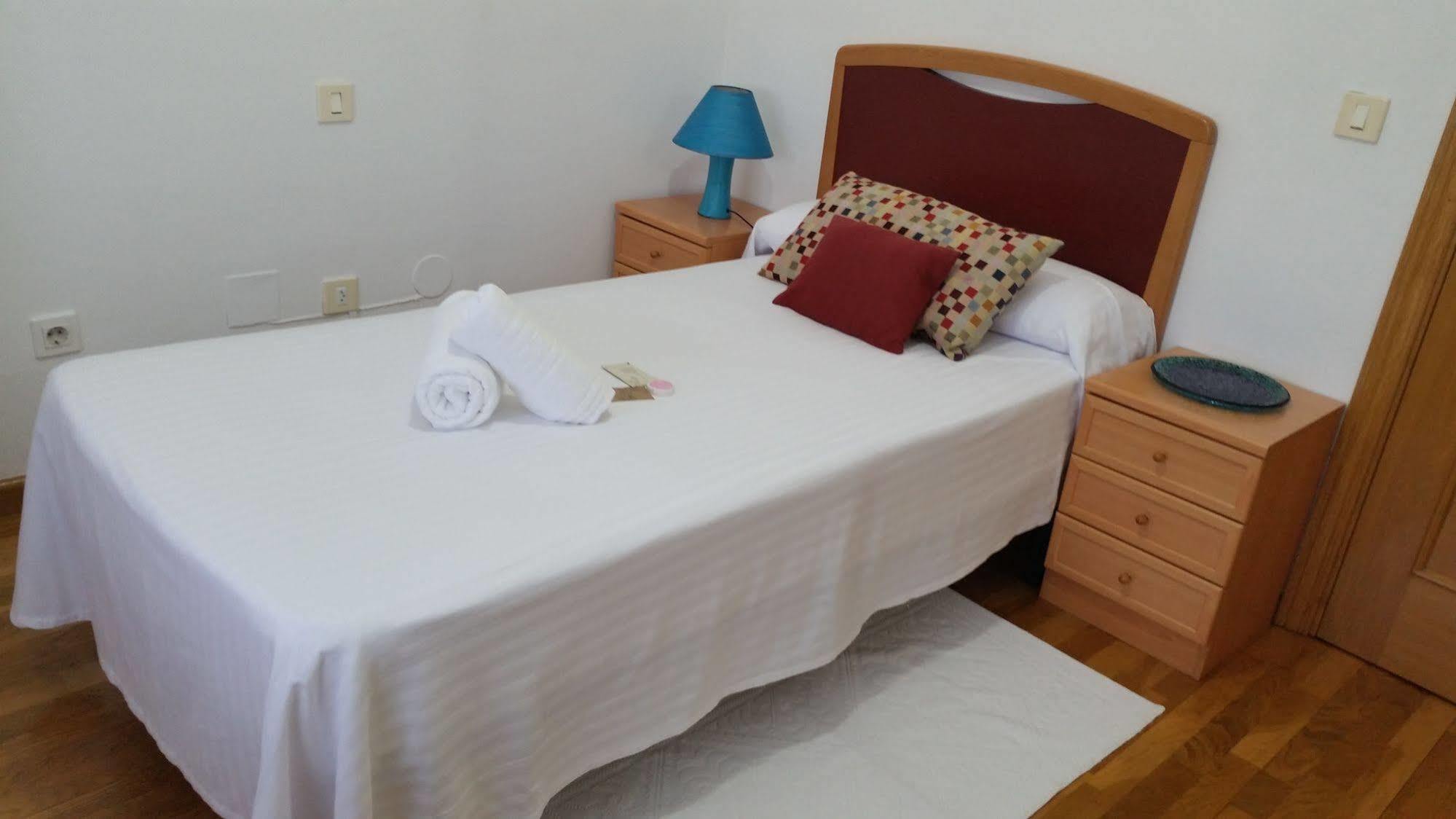 Hostal Lucus Луго Экстерьер фото