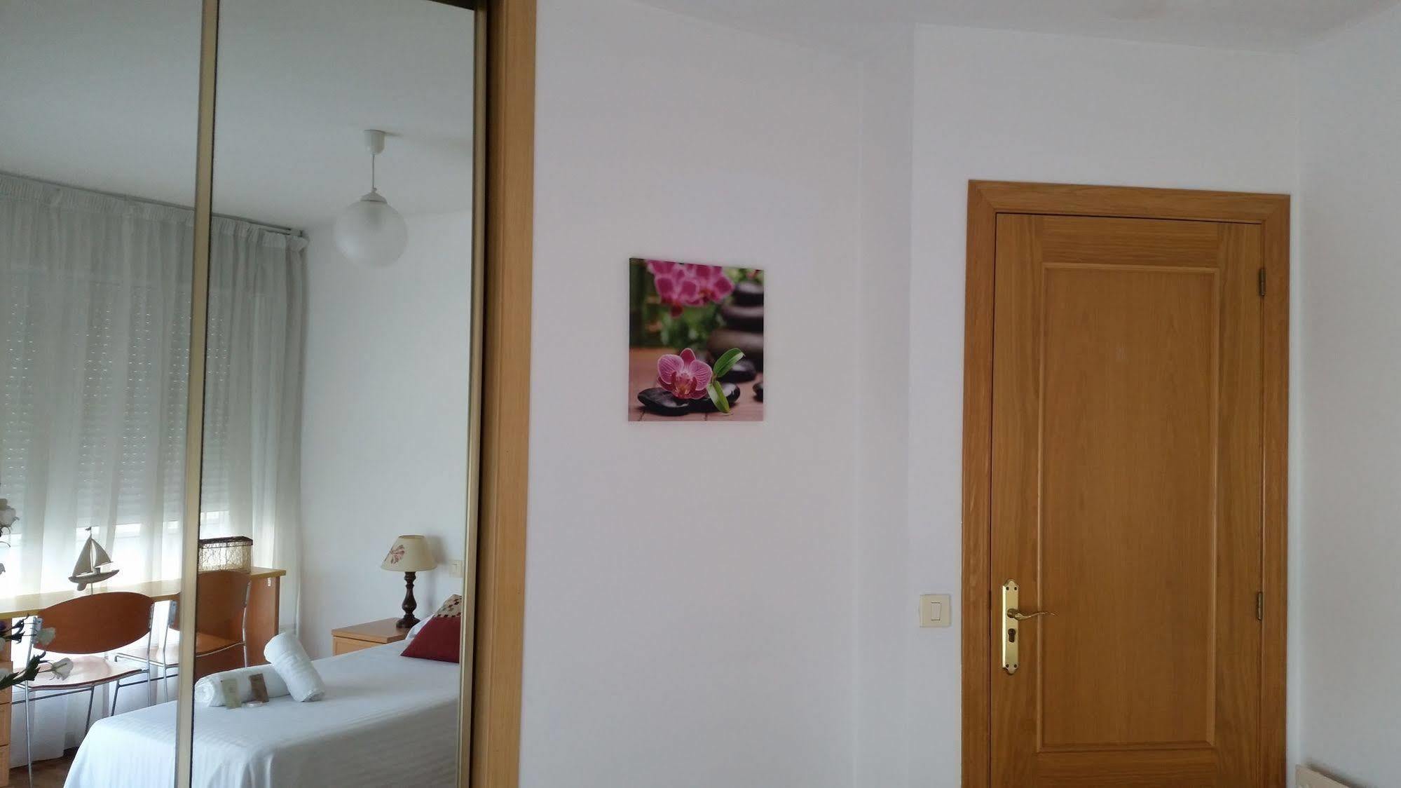 Hostal Lucus Луго Экстерьер фото